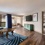 Hilton Garden Inn Monterey