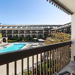 Hilton Garden Inn Monterey