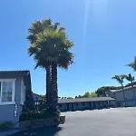 The Monterey Fireplace Inn