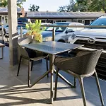 Monterey Surf Inn