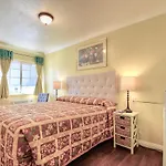 Bayside Inn