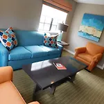 Wave Street Inn
