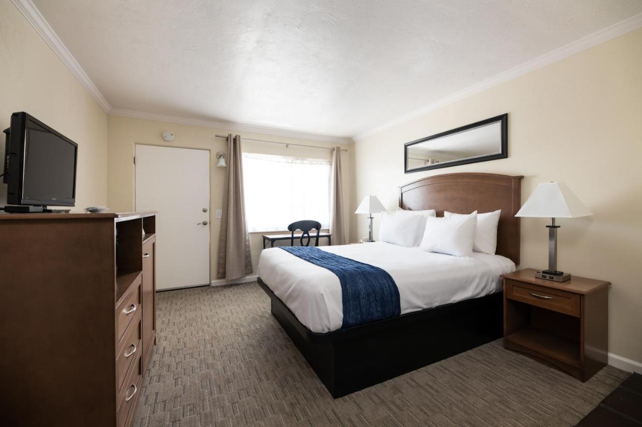 Inn Franca Monterey