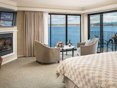 Bay Hotel