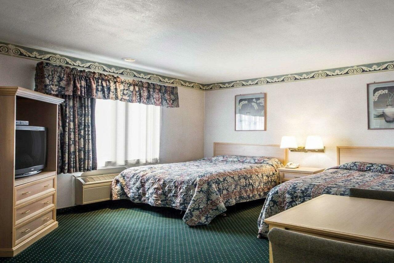 Inn Rodeway Near Fairgrounds Monterey