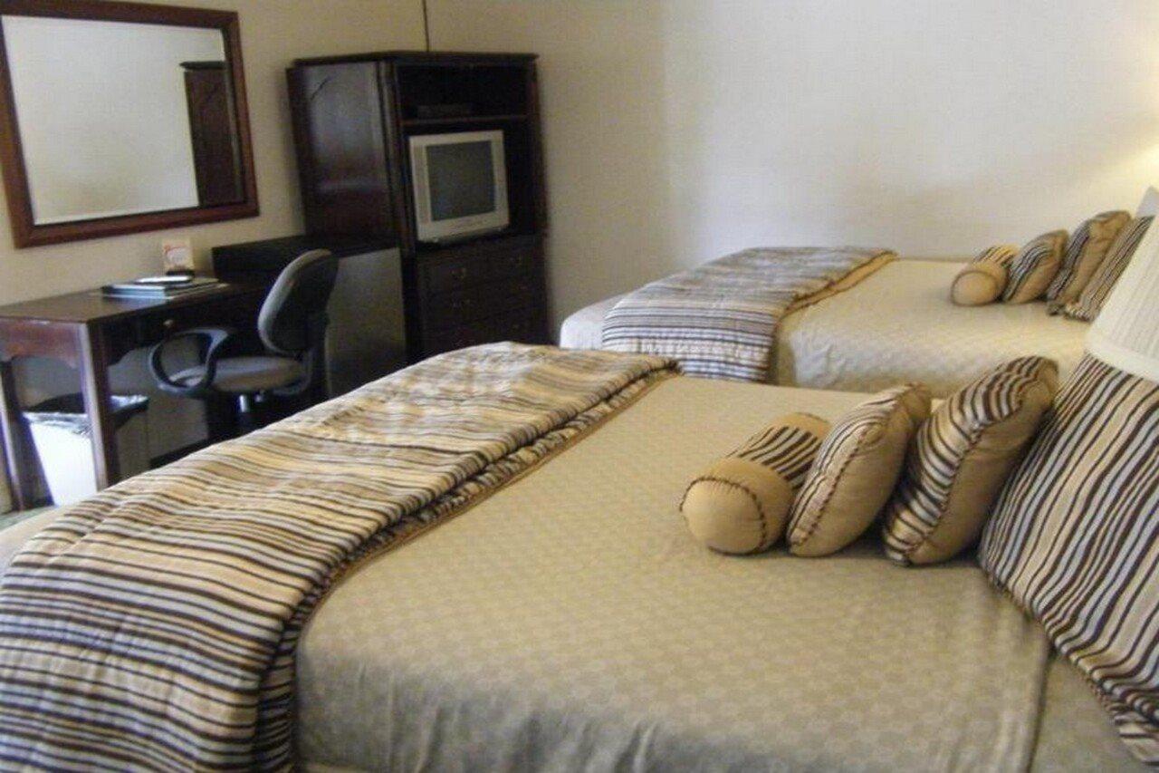 Inn Rodeway Near Downtown Monterey