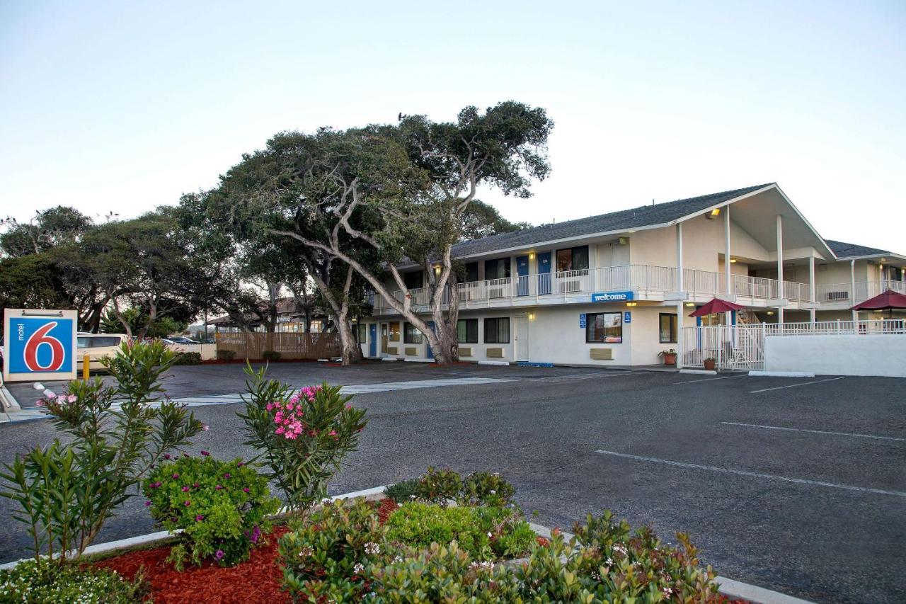 6-monterey, Ca 2*