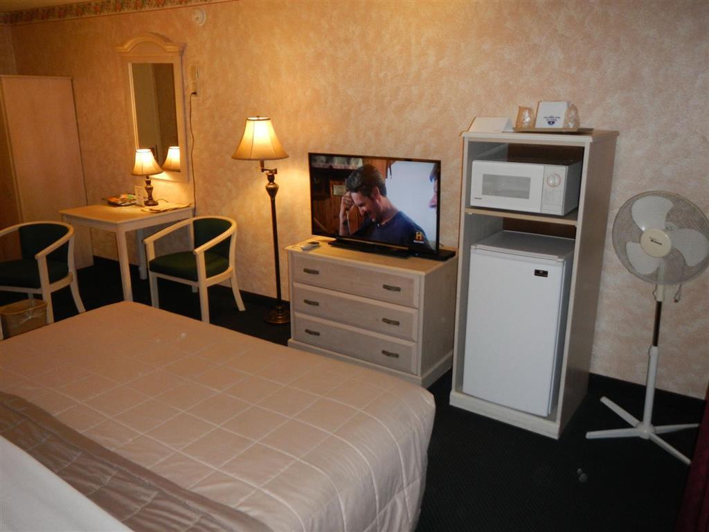 Americas Value Presidents On Munras Motel 2*