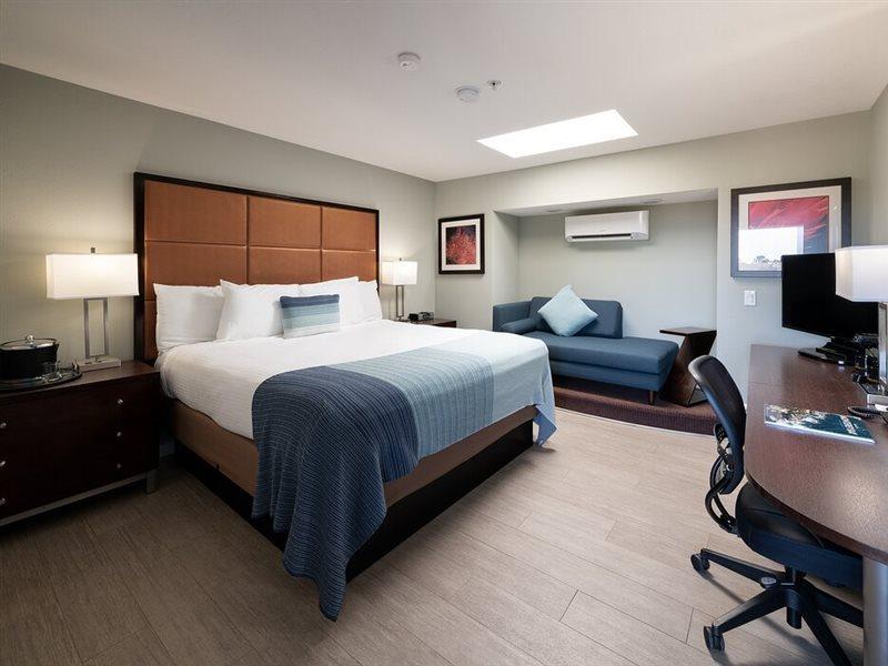 Hotel Mariposa And Monterey