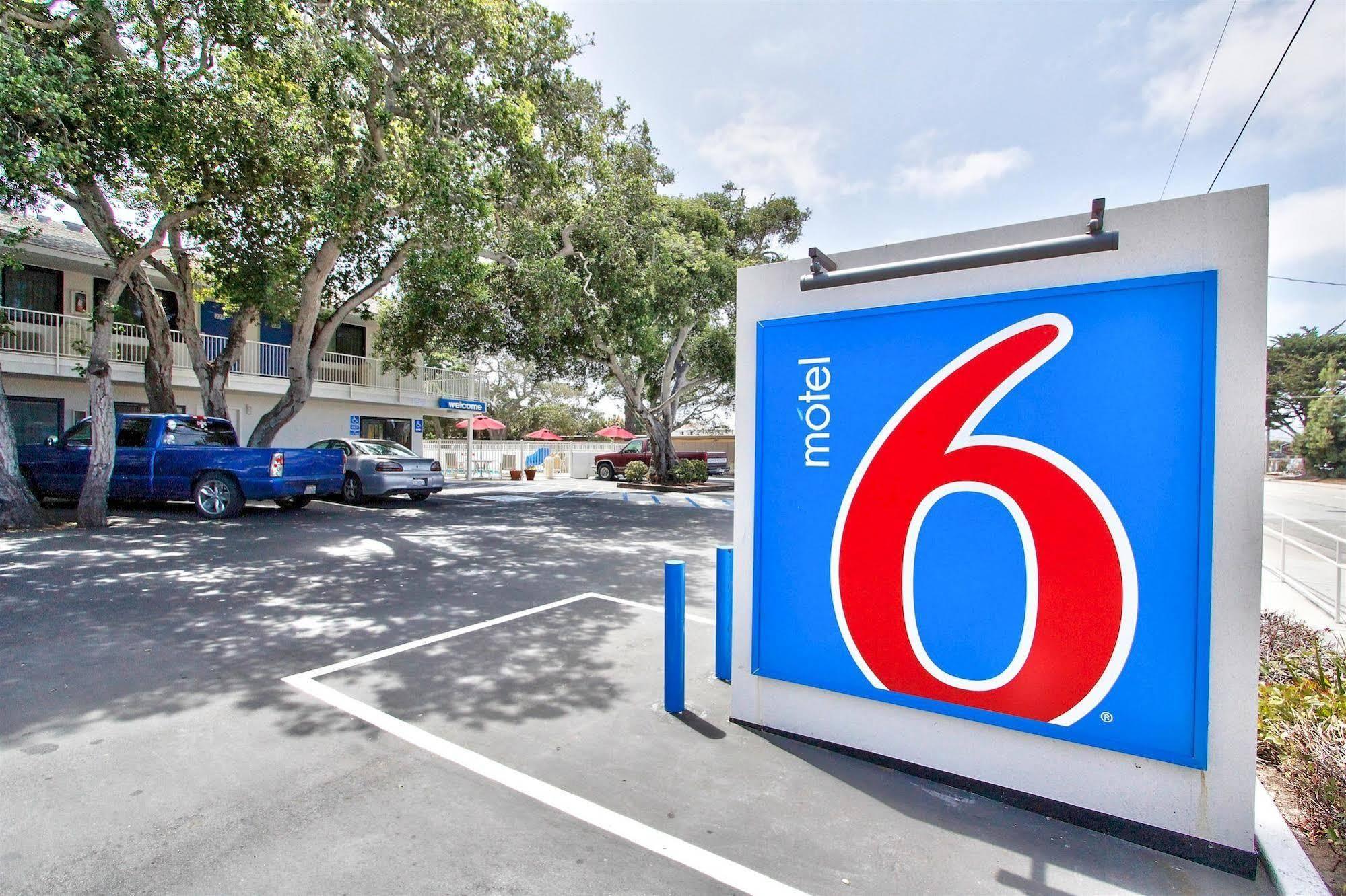 Hotel 6-monterey, Ca 2*