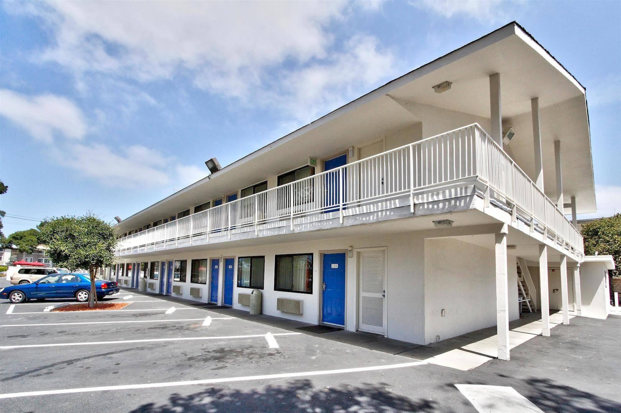 6-monterey, Ca