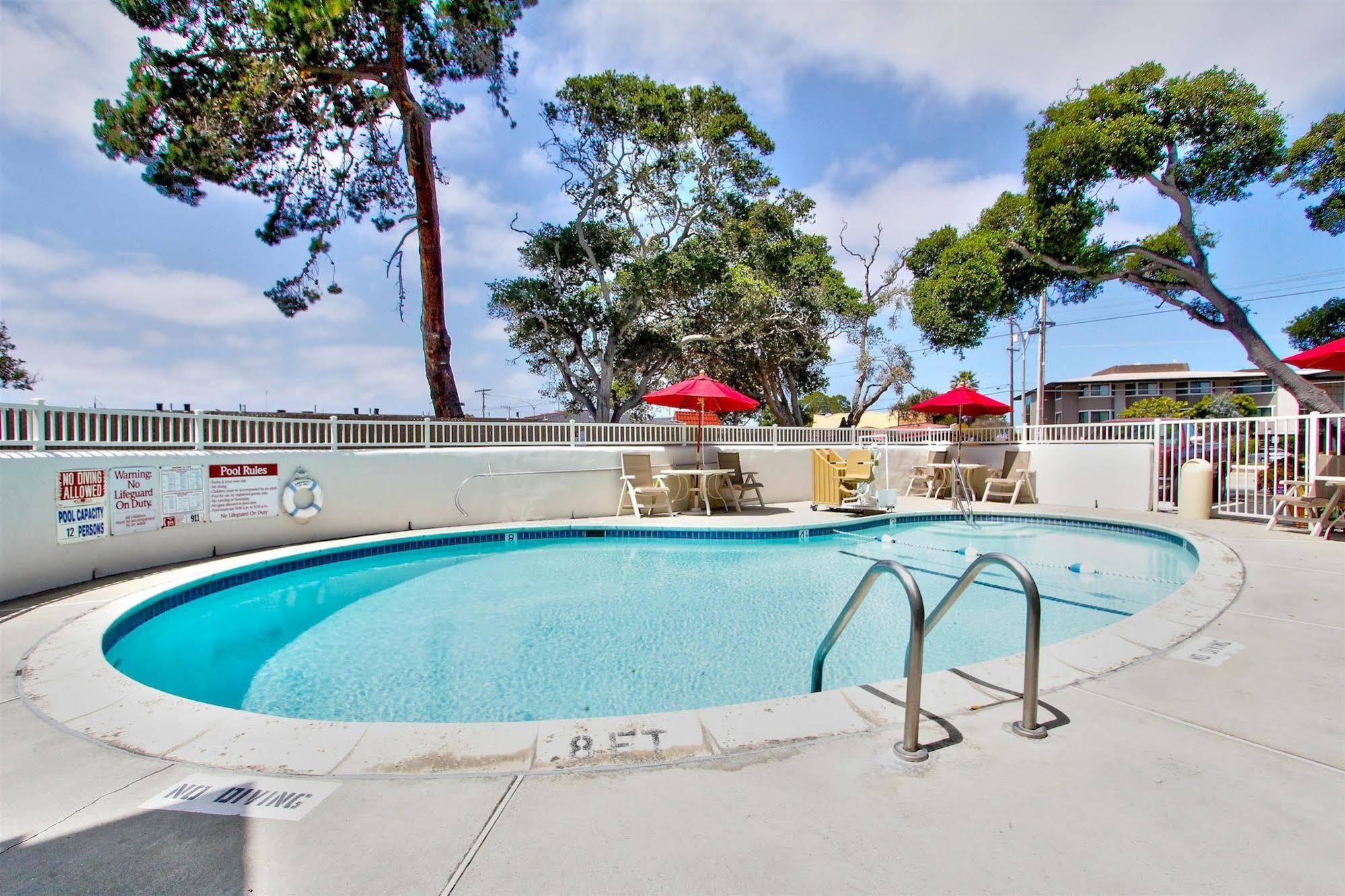 6-monterey, Ca 2*