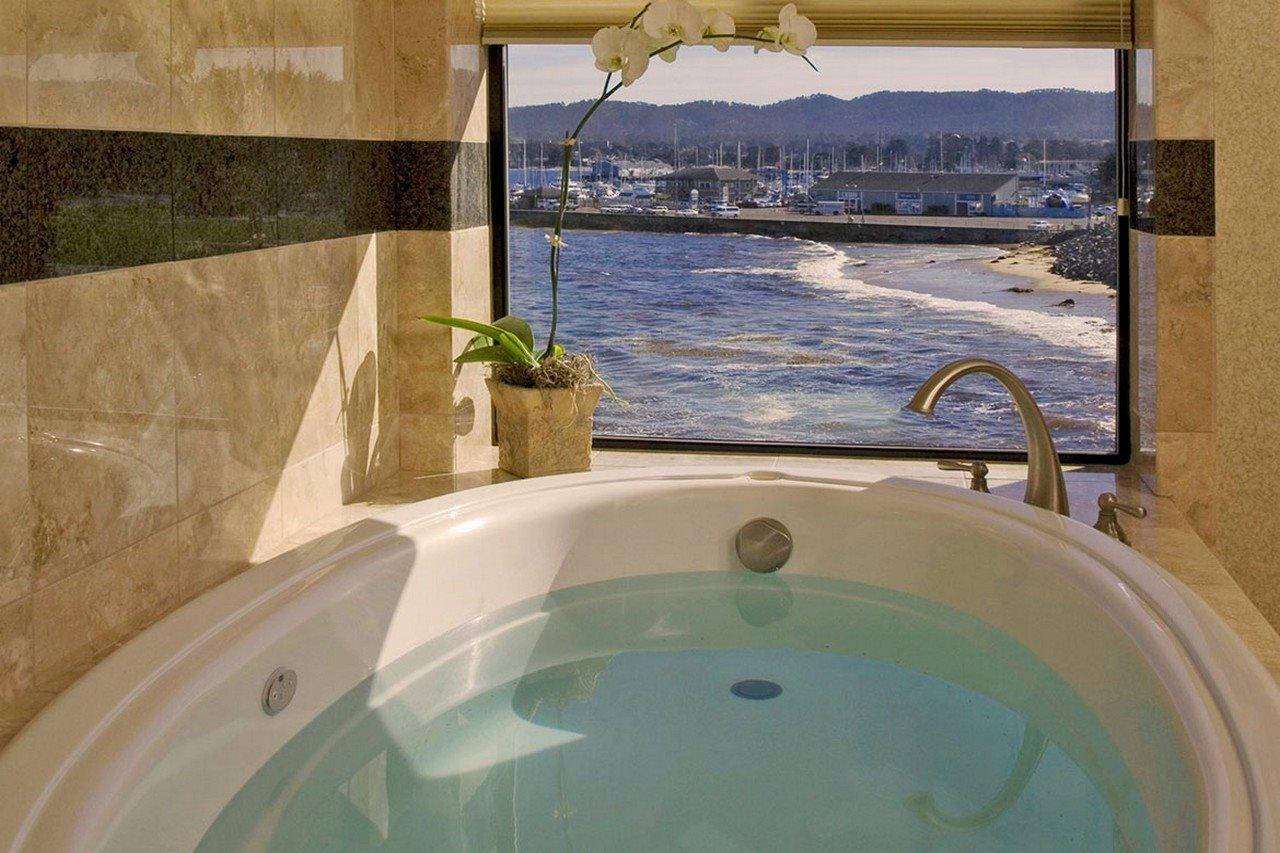 Bay Hotel Monterey