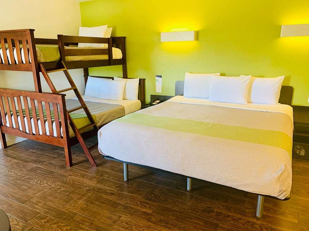 Fisherman's Cove Motel 2*