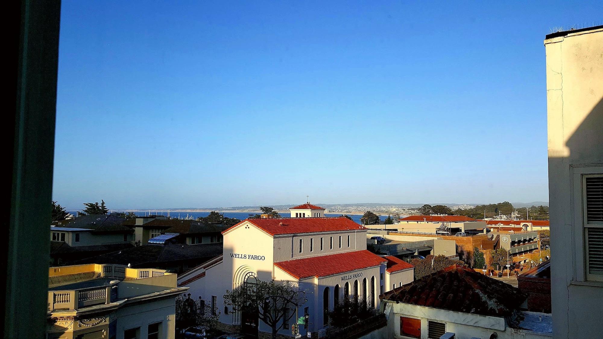 Hotel The Monterey
