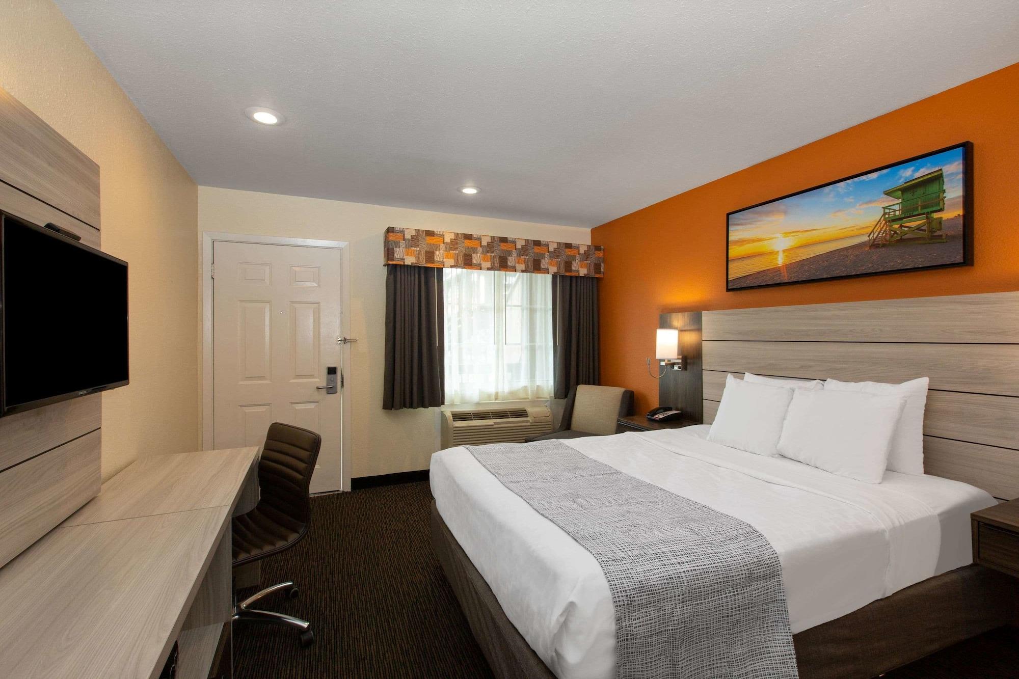 Days By Wyndham Monterey-fisherman's Wharf Aquarium Motel 2*