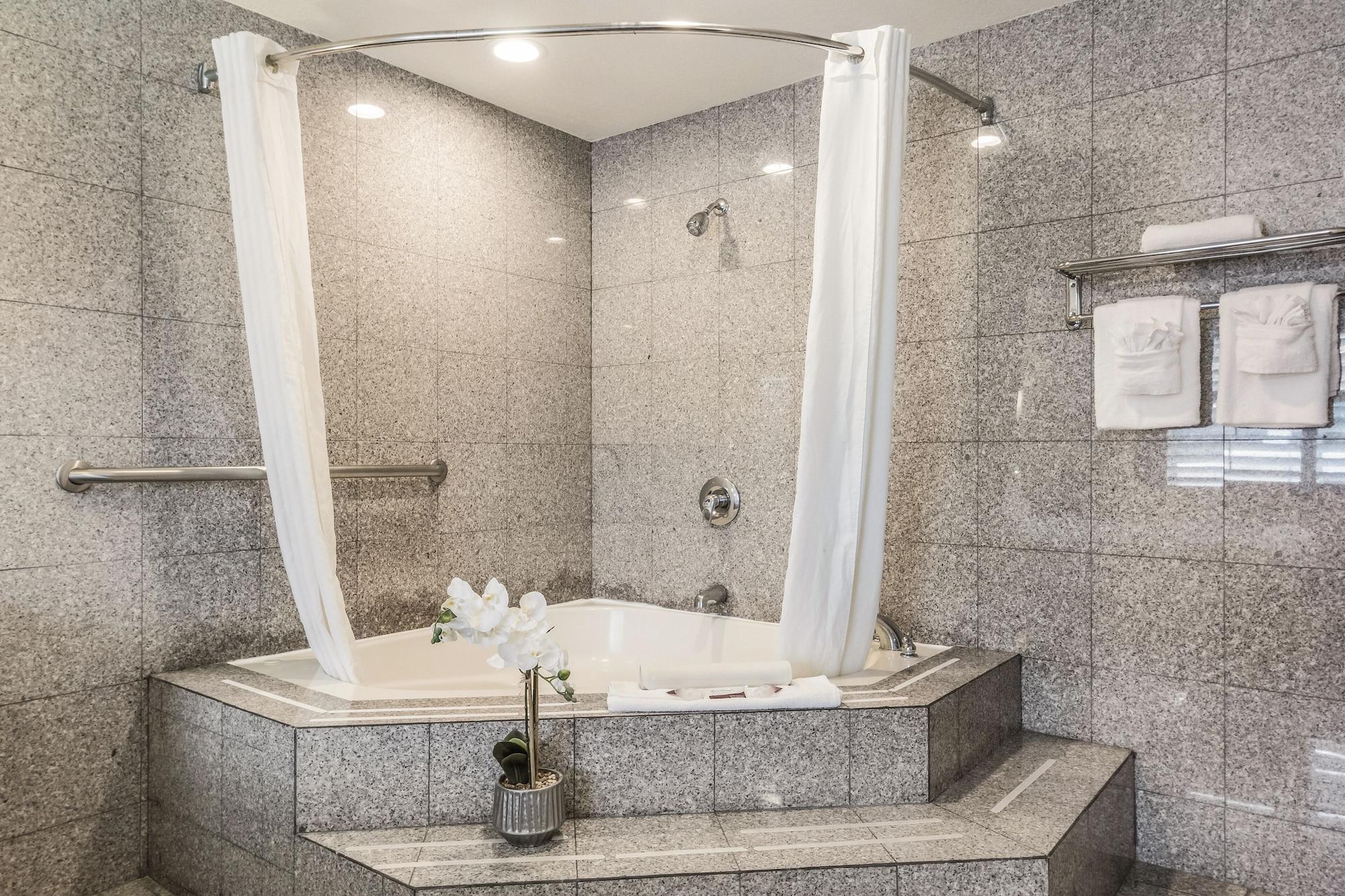 Rodeway Near Downtown 3* Monterey