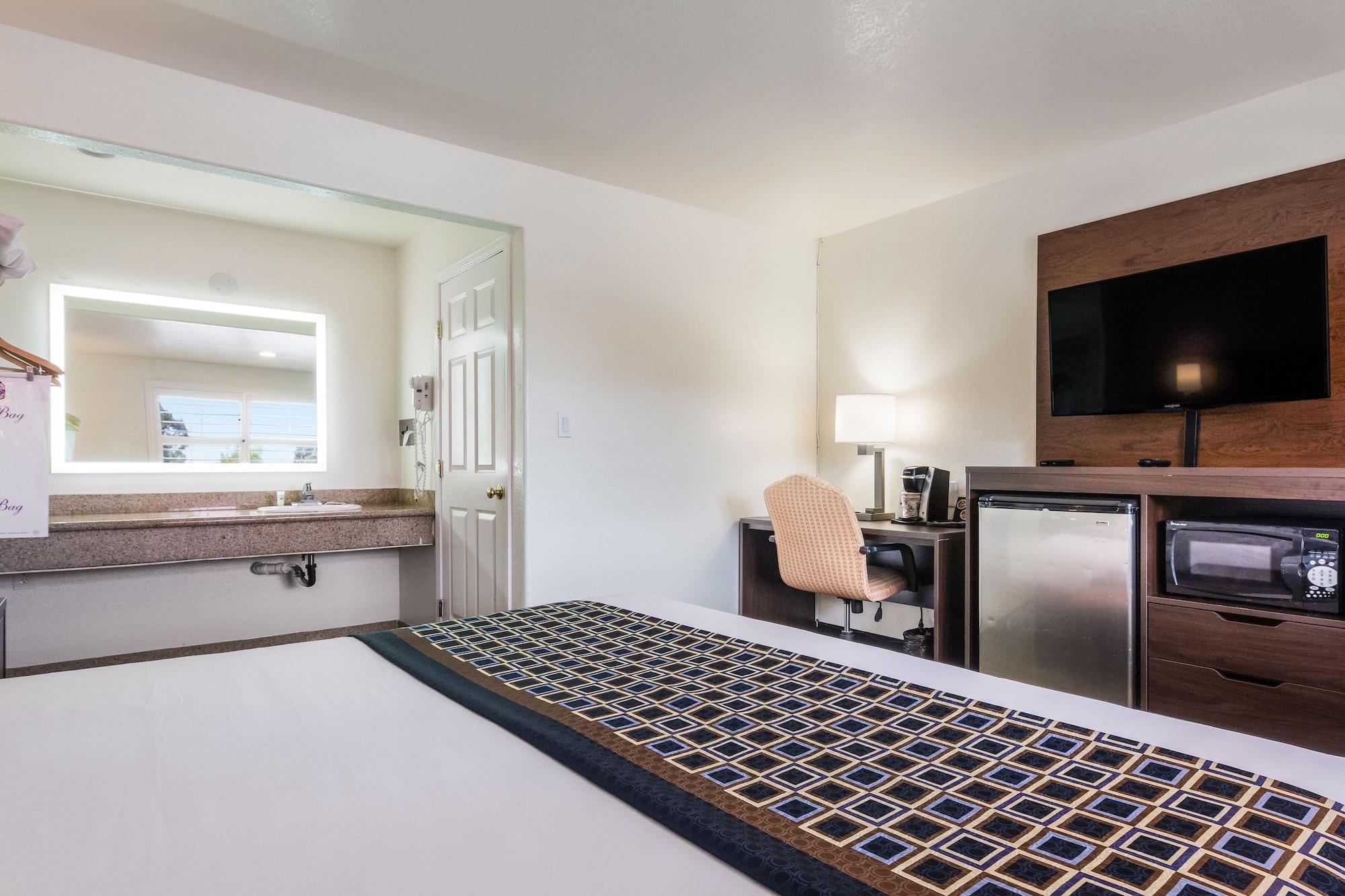 Rodeway Near Downtown Inn 3*