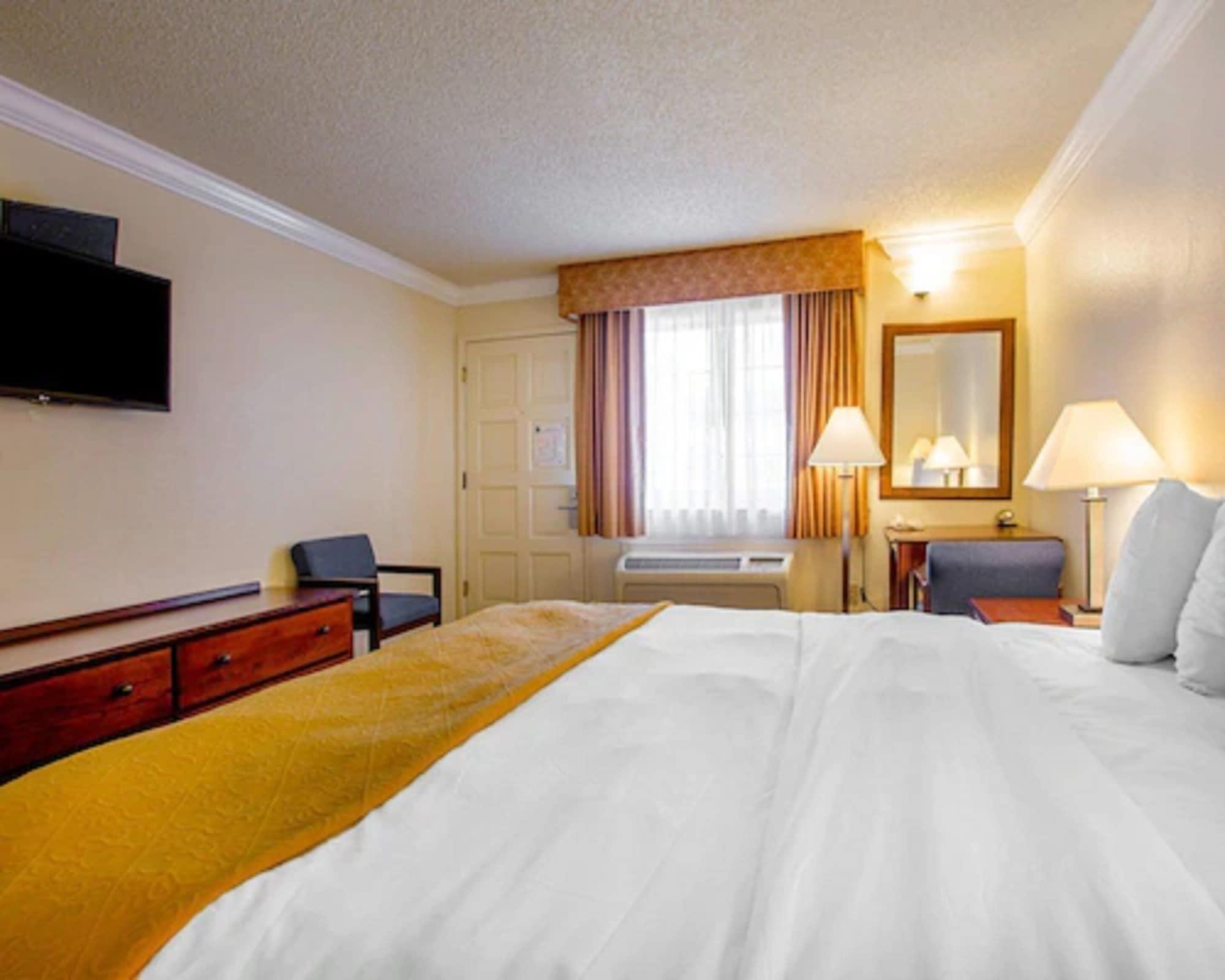 Arbor Motel 2*