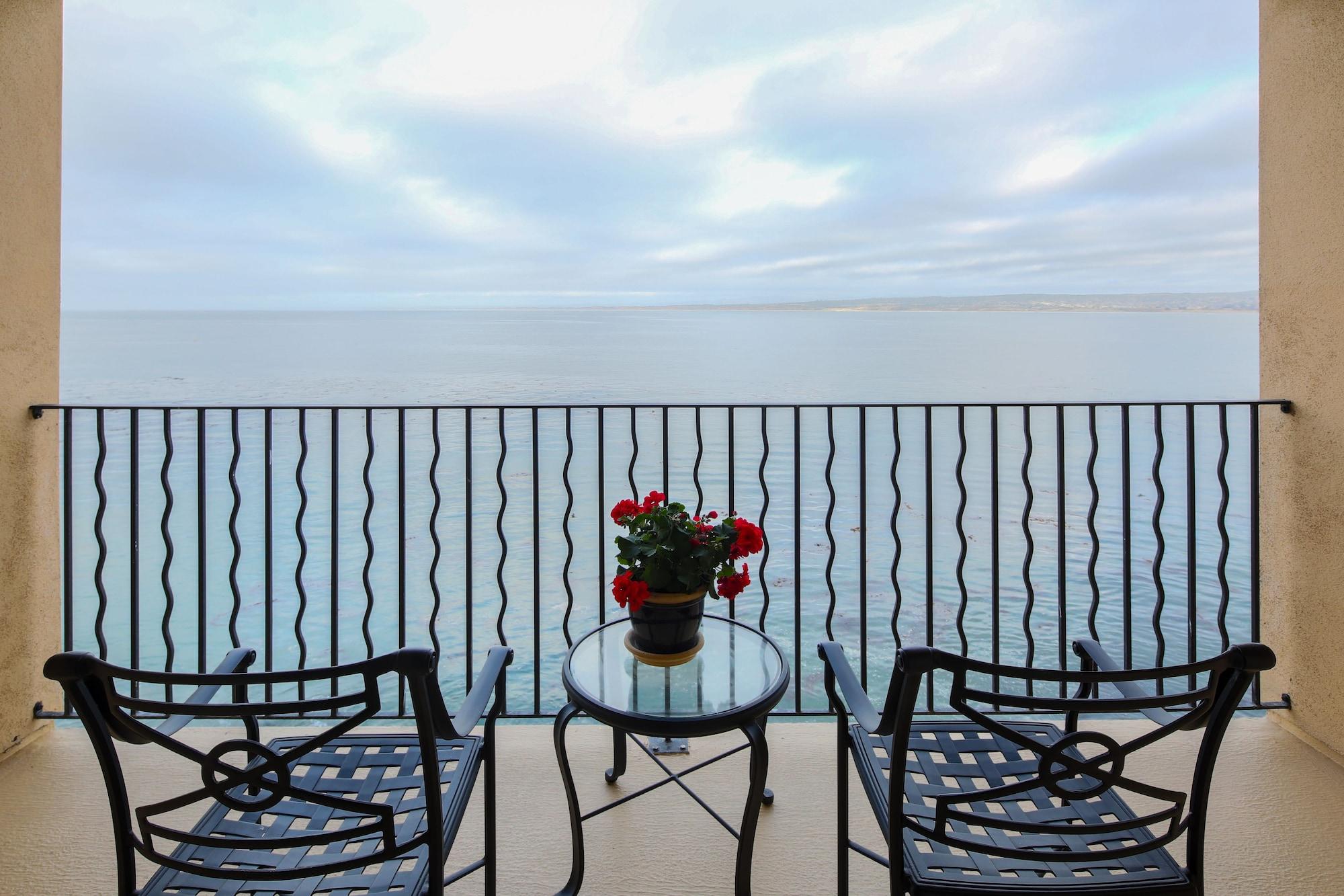 Bay Hotel Monterey