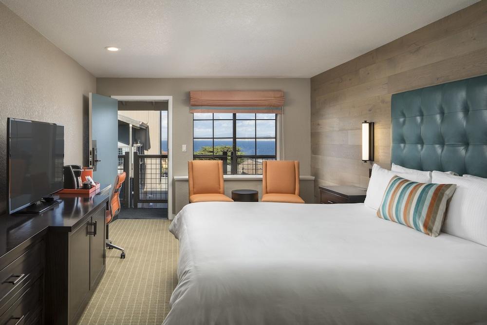 Wave Street Hotel