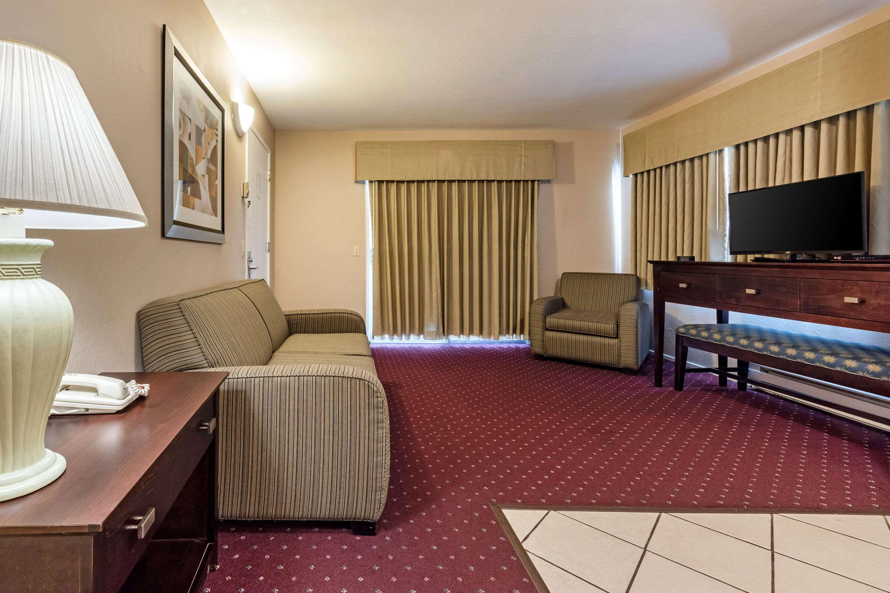 Hotel Scottish Fairway Monterey