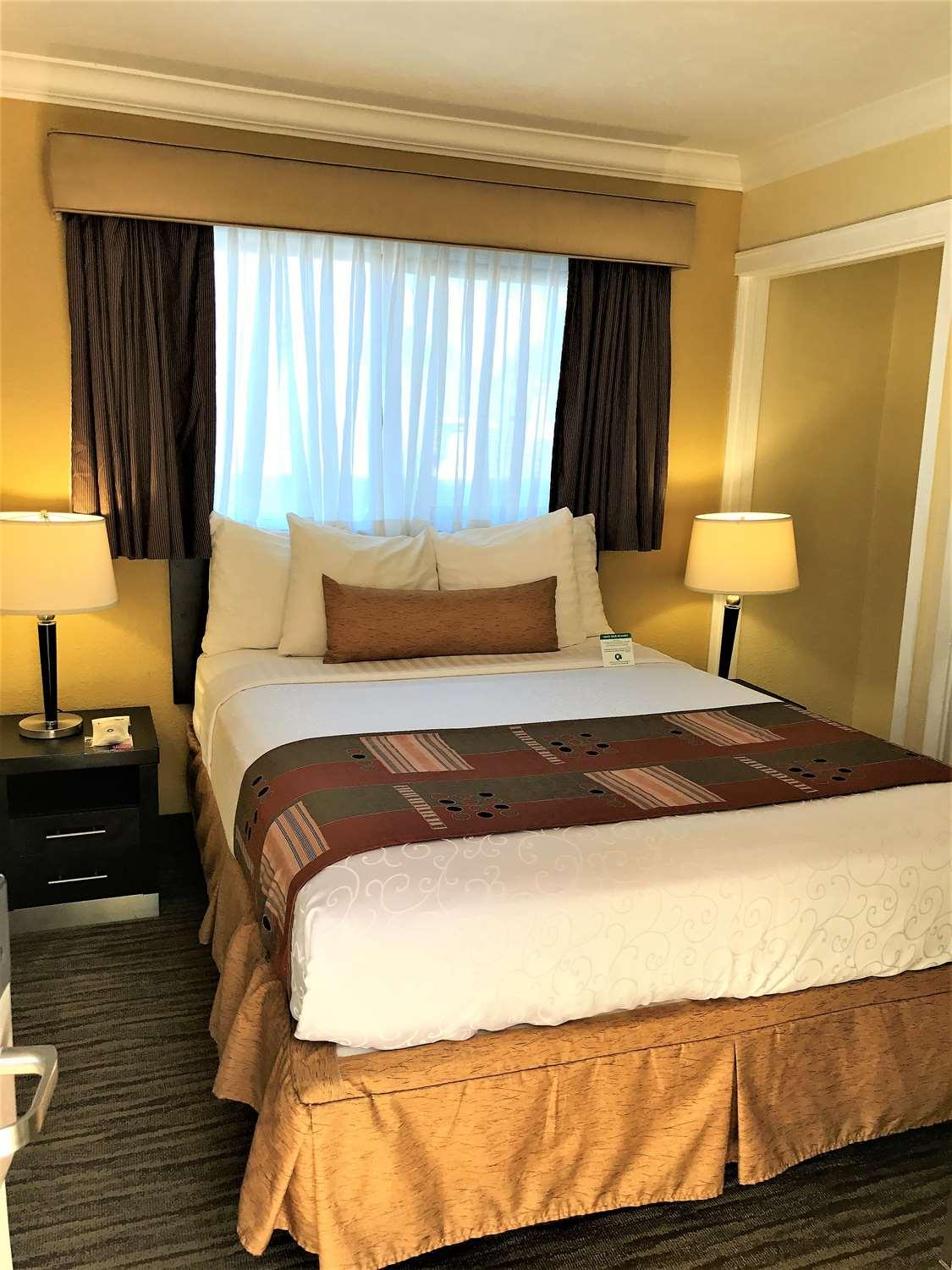 Western Park Crest 3* Monterey