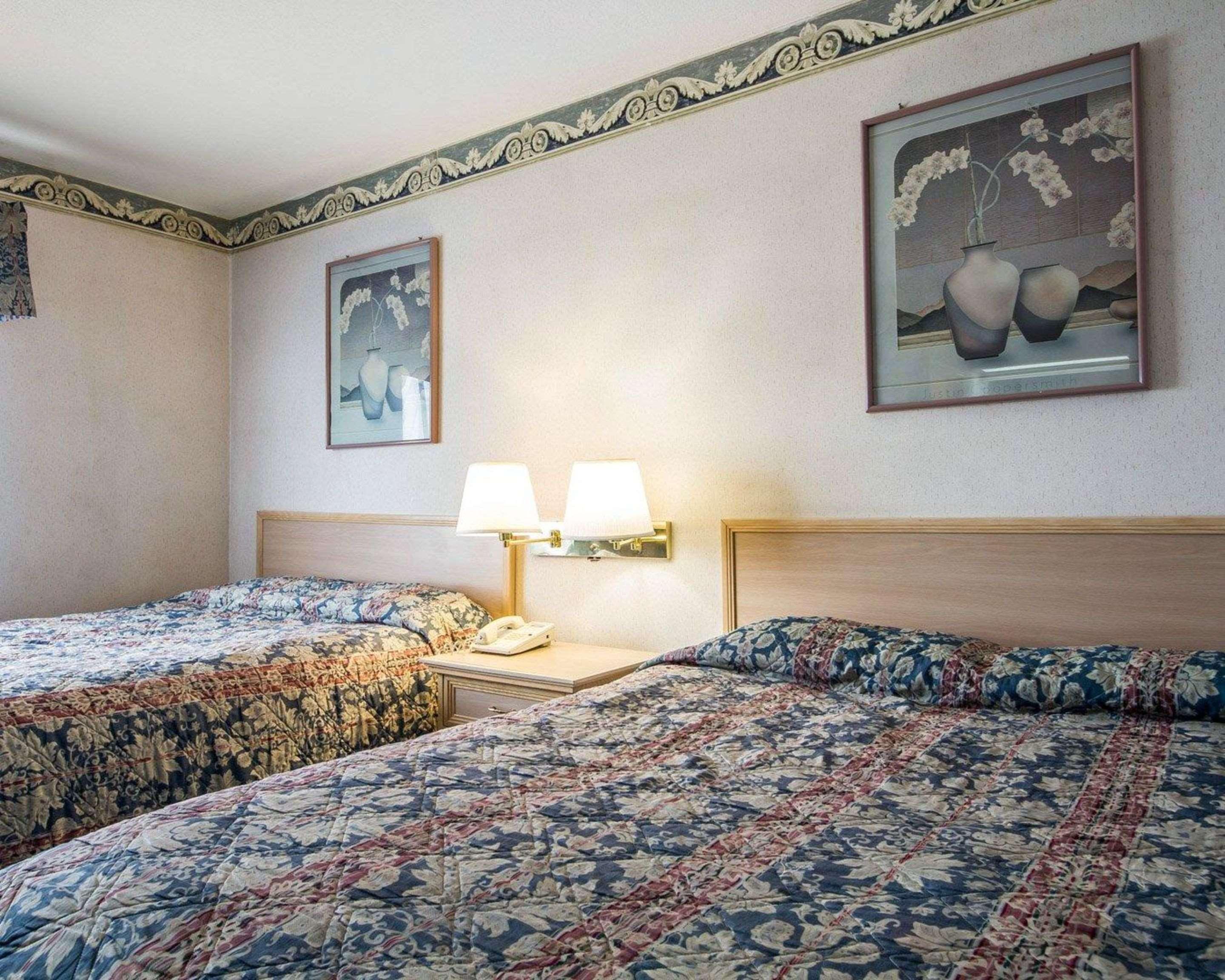 Inn Rodeway Near Fairgrounds Monterey