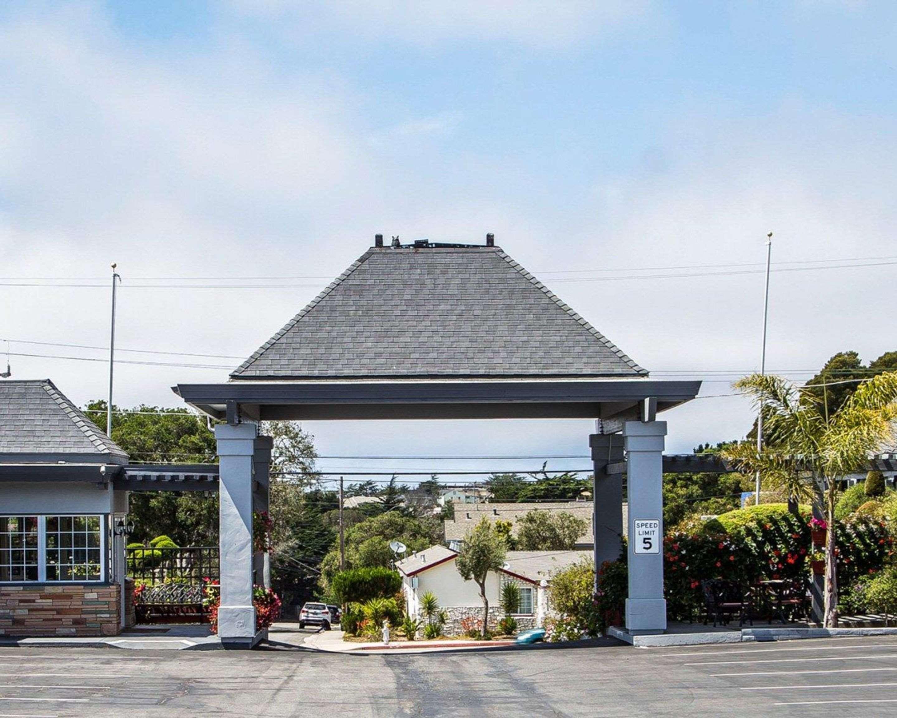 Blu Pacific Motel 3*