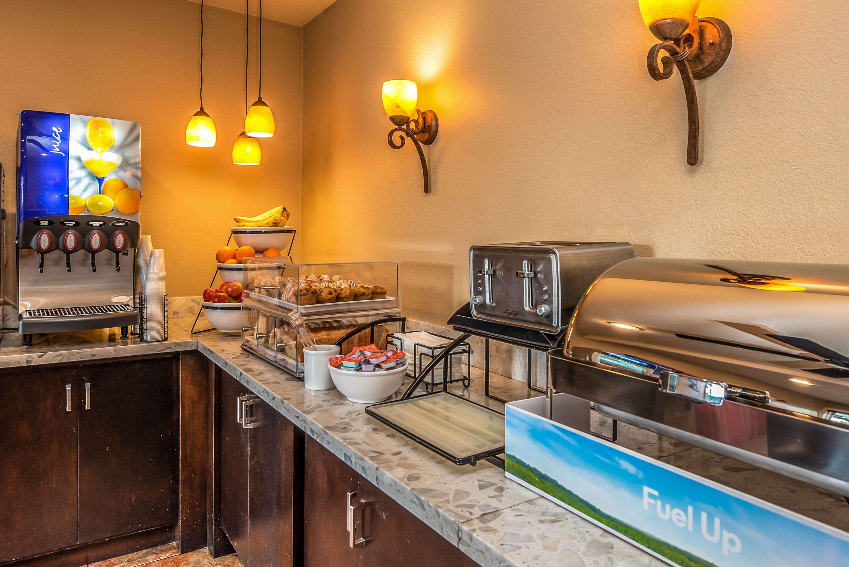 Blu Pacific Motel 3*