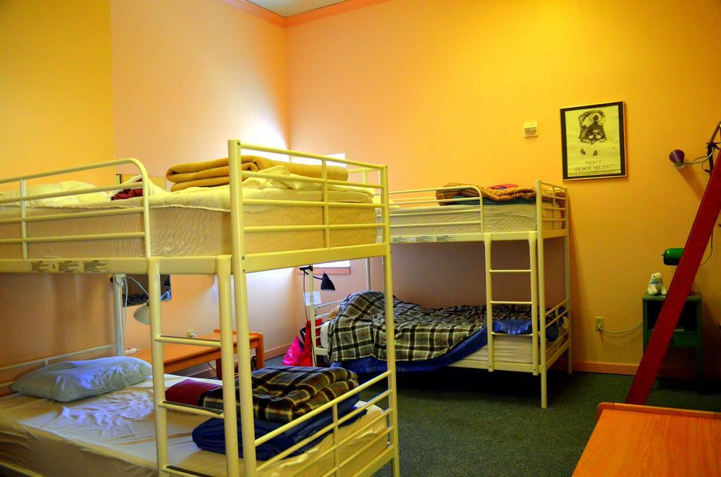Monterey Hostel Hostel *