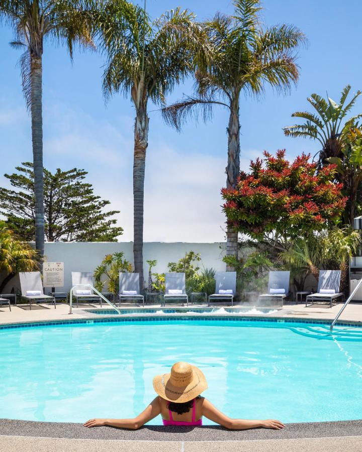 Portola & 4* Monterey