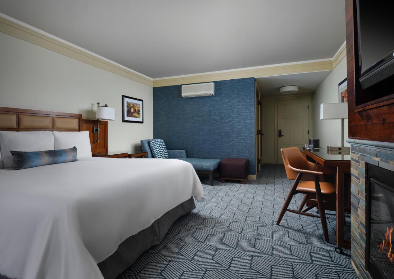 Abrego 4* Monterey