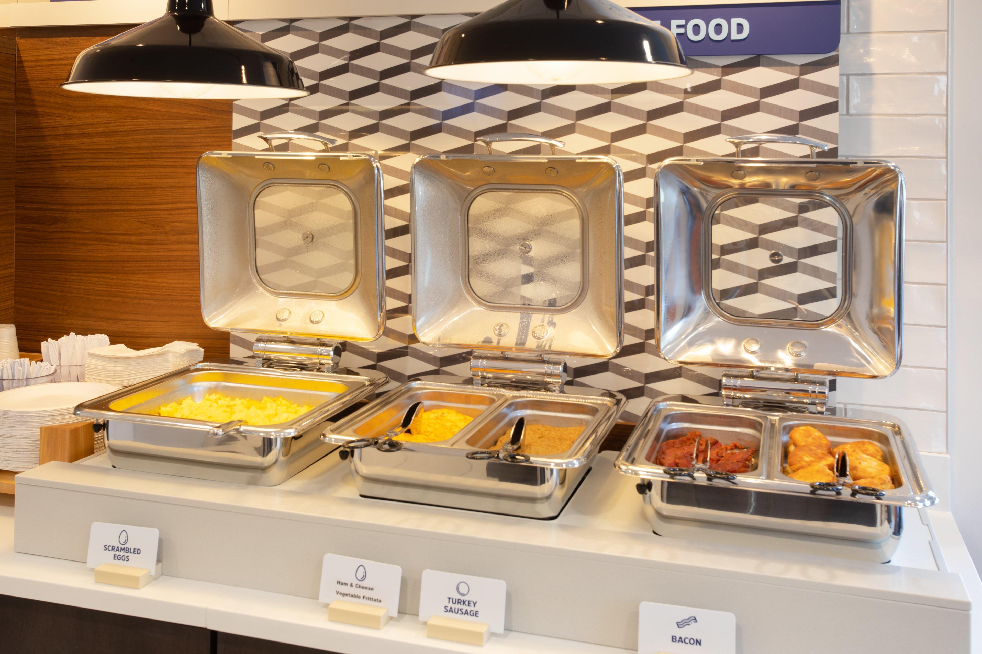 Holiday Express - Cannery Row By Ihg