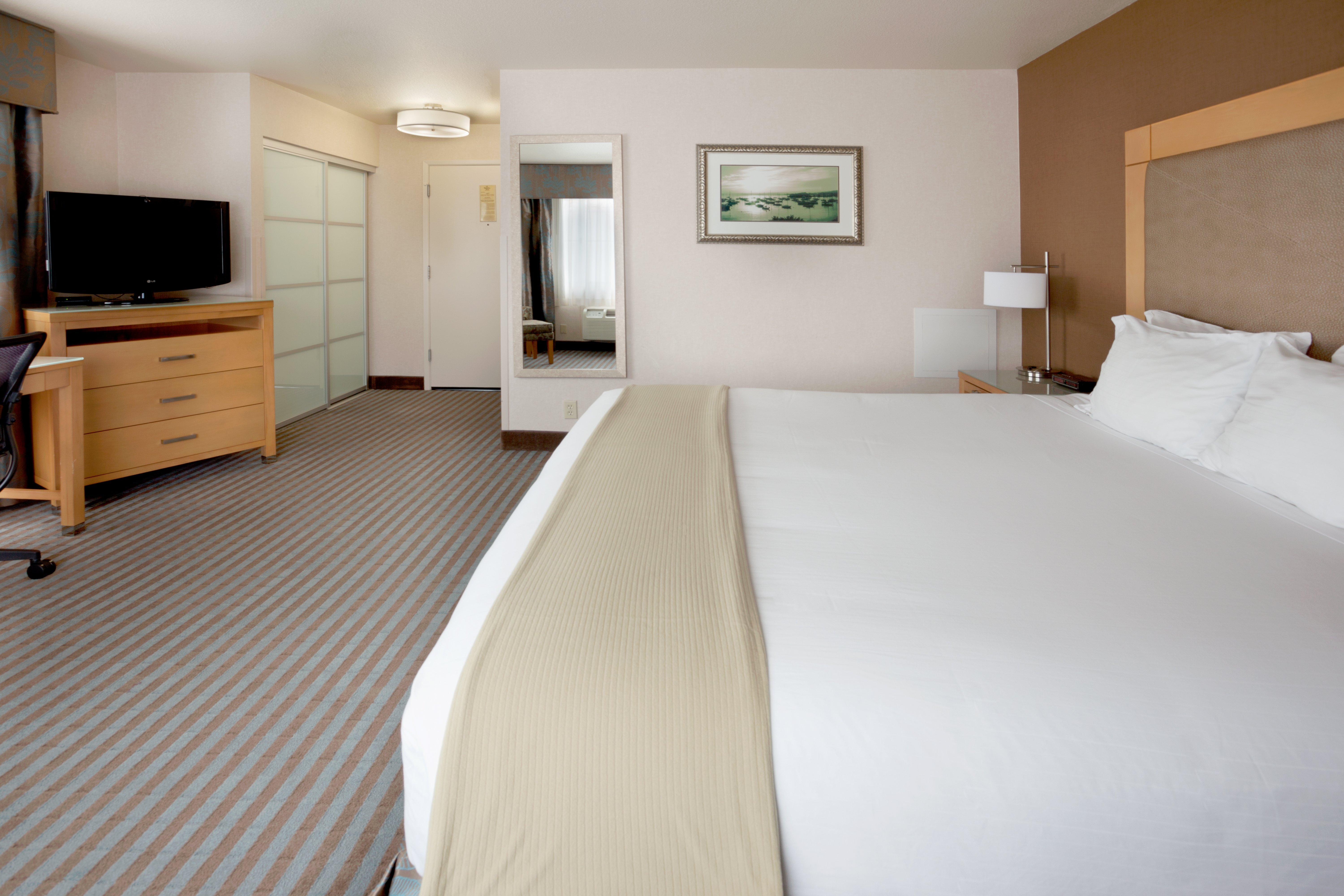 Holiday Express - Cannery Row By Ihg