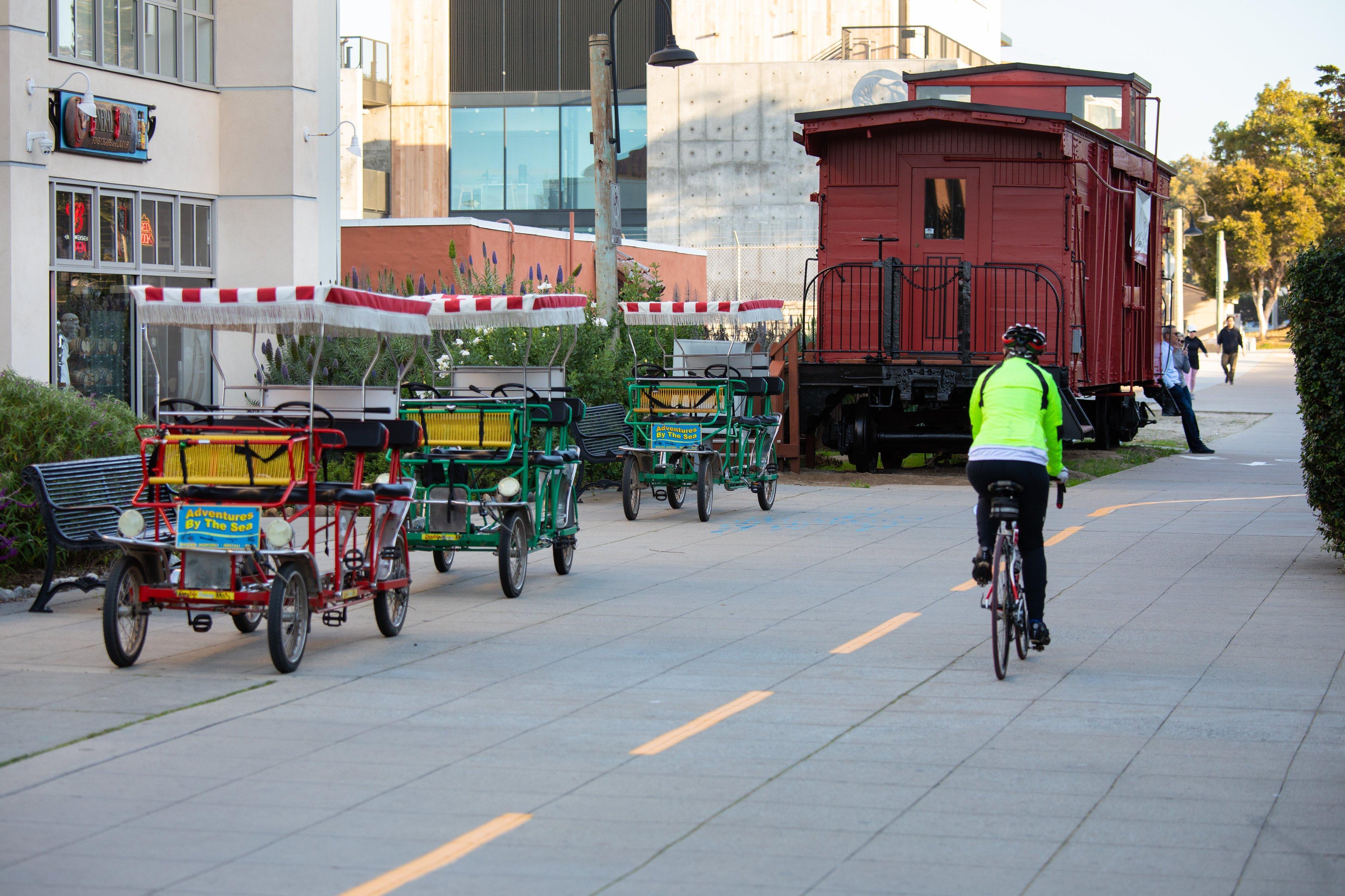 Holiday Express - Cannery Row By Ihg 3*