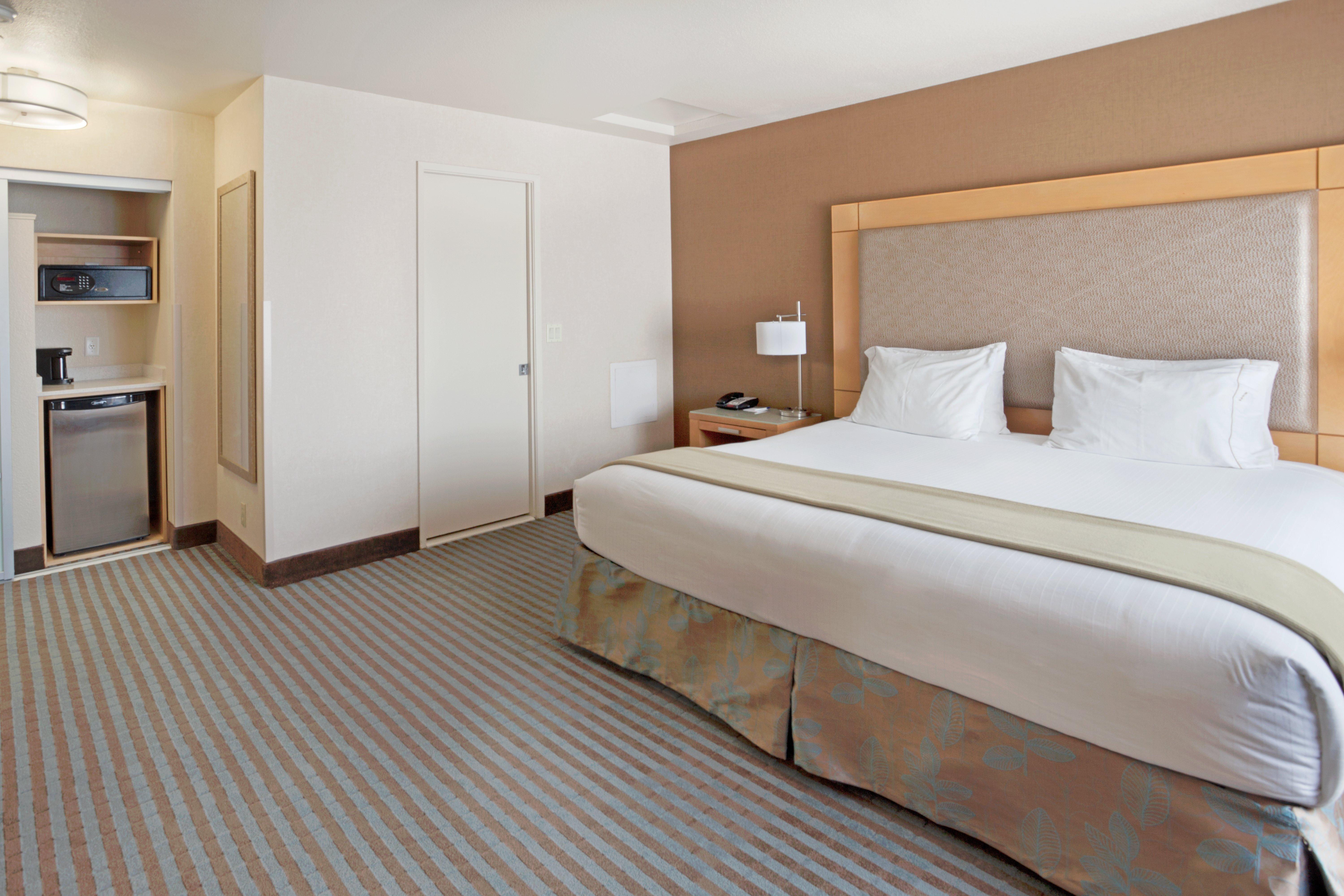 Holiday Express - Cannery Row By Ihg