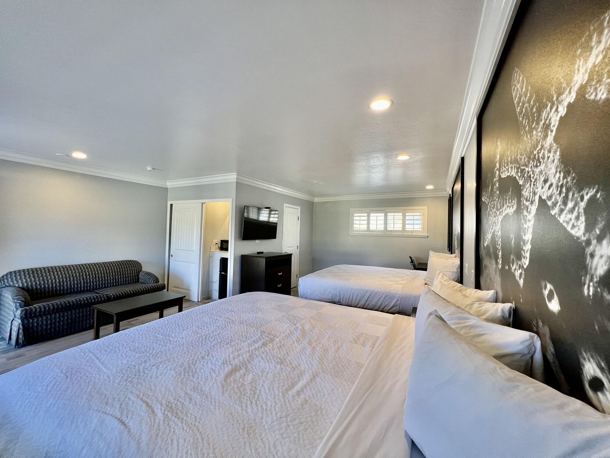Motel Aura 2*