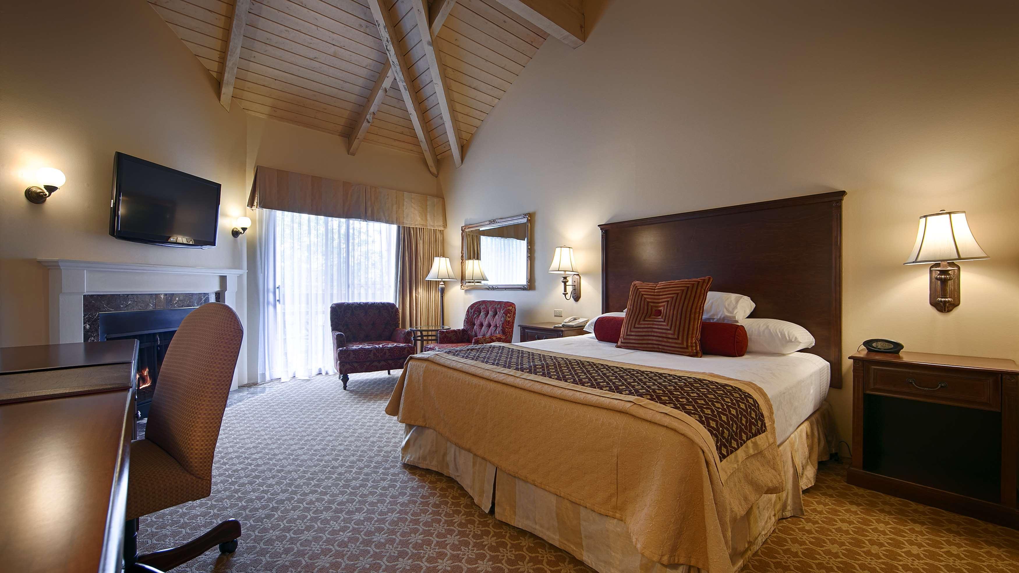 Victorian Hotel Monterey