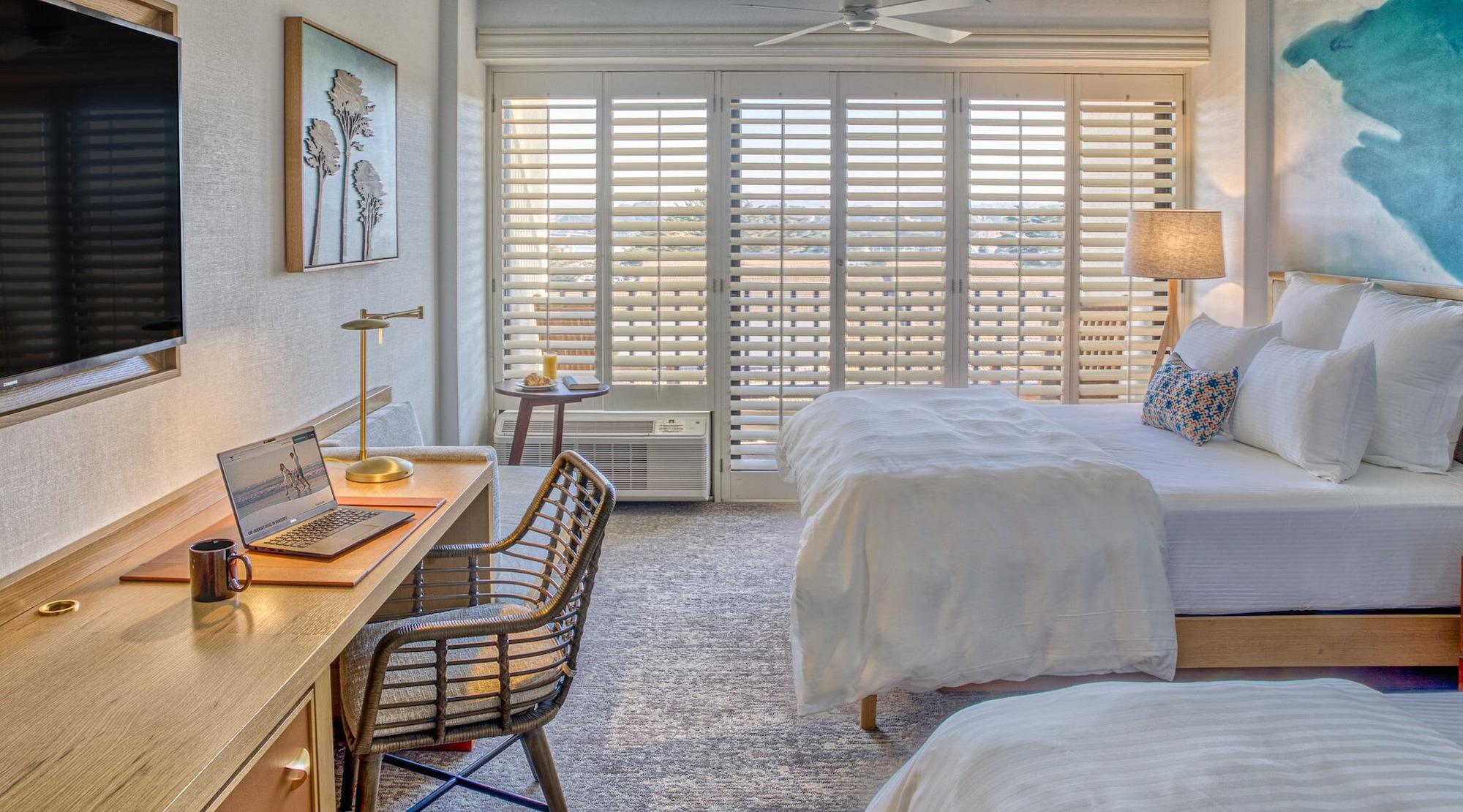 Hotel Portola &
