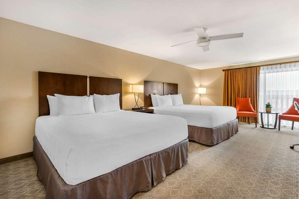 Best Western Plus 3* Monterey
