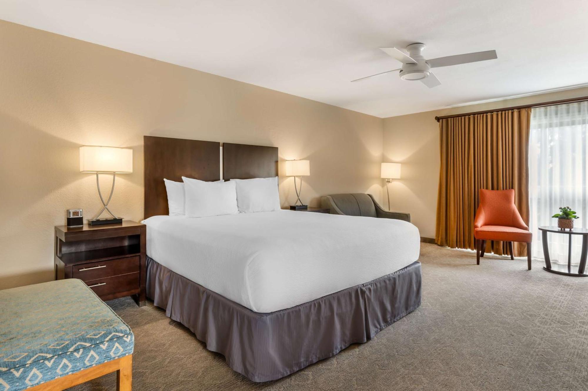 Best Western Plus 3* Monterey