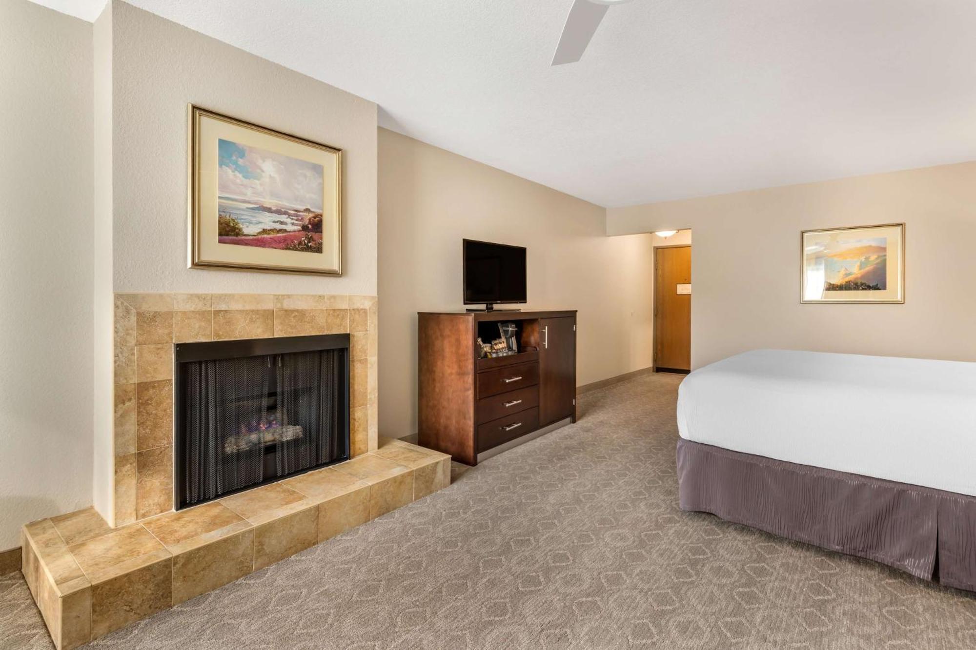 Best Western Plus Hotel Monterey