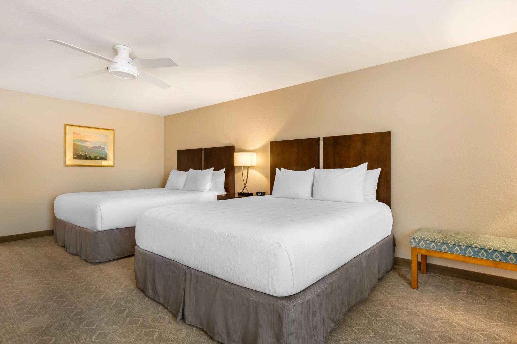 Best Western Plus Hotel 3*