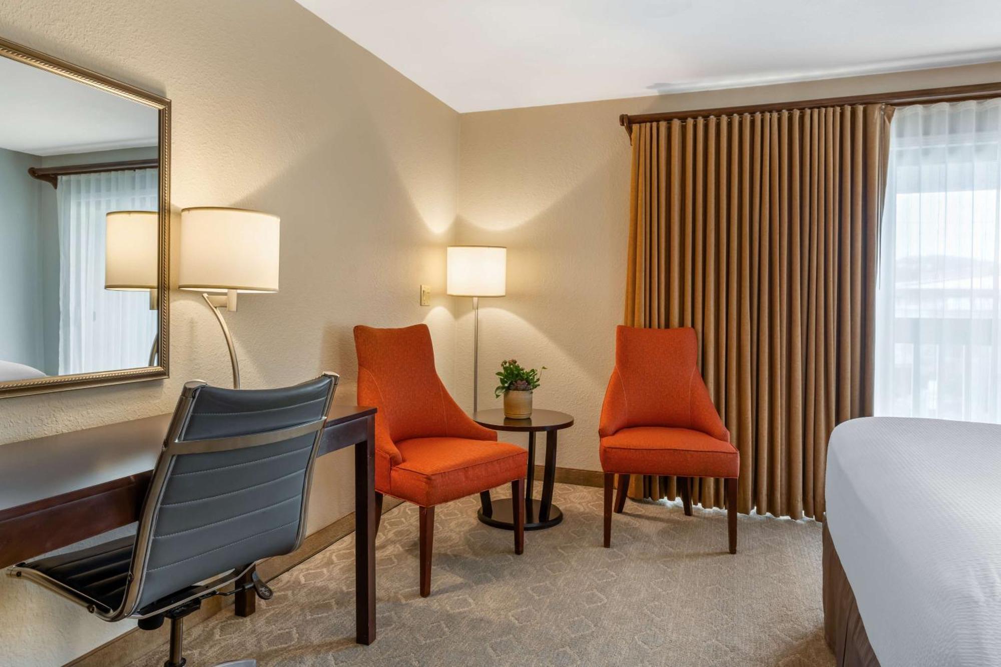 Hotel Best Western Plus 3*