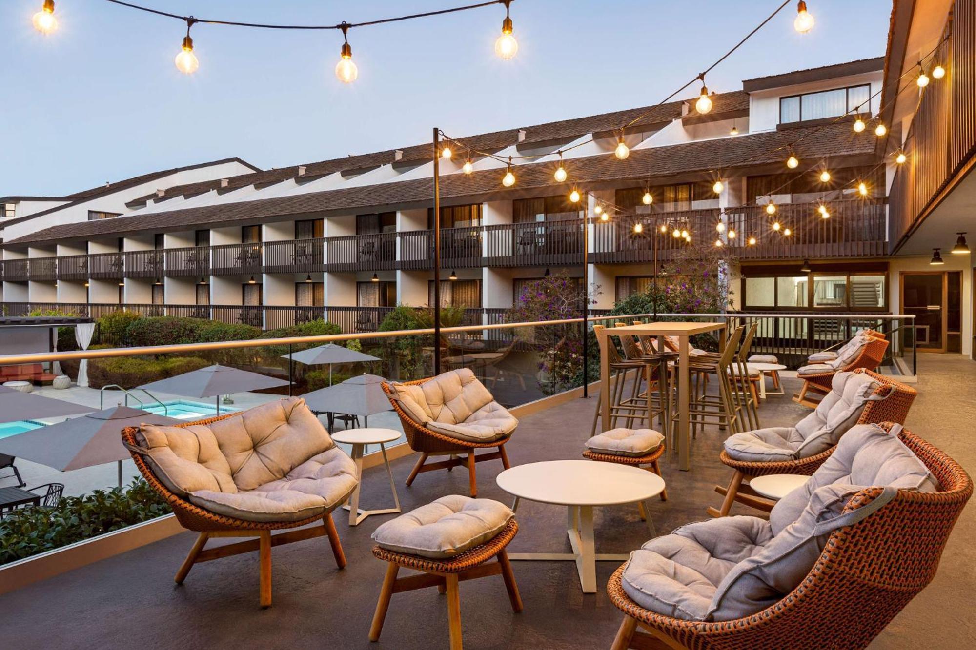 Hotel Hilton Garden 3*