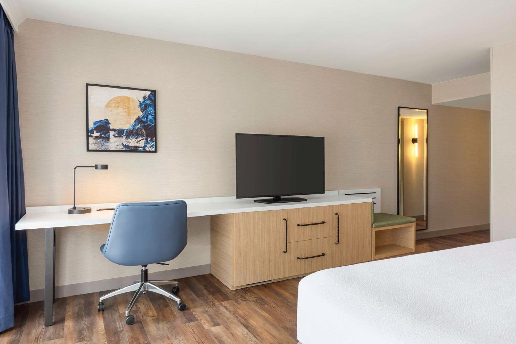 Hilton Garden 3* Monterey