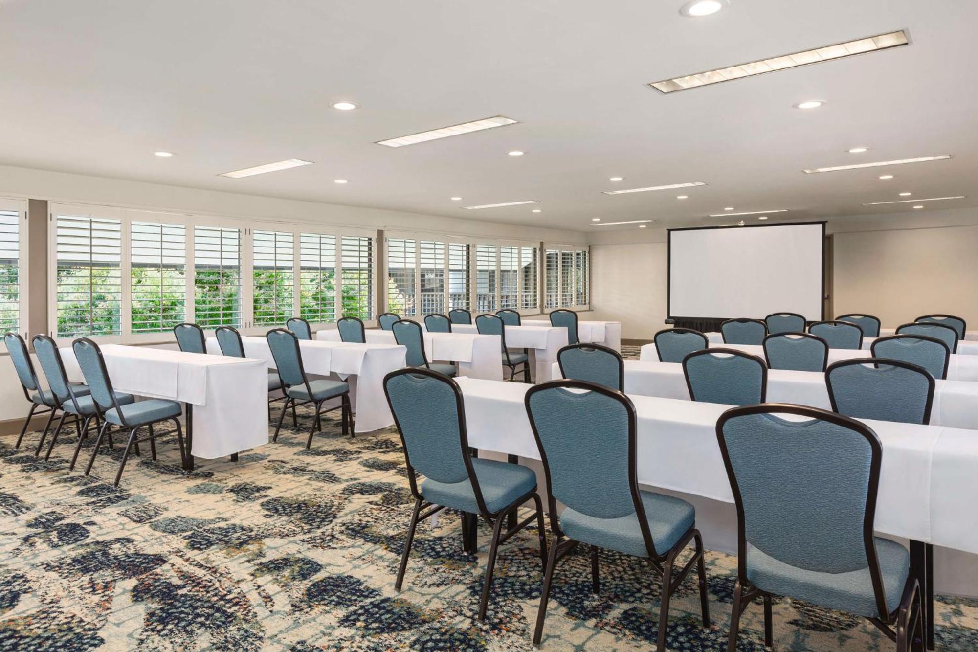Hilton Garden Hotel Monterey
