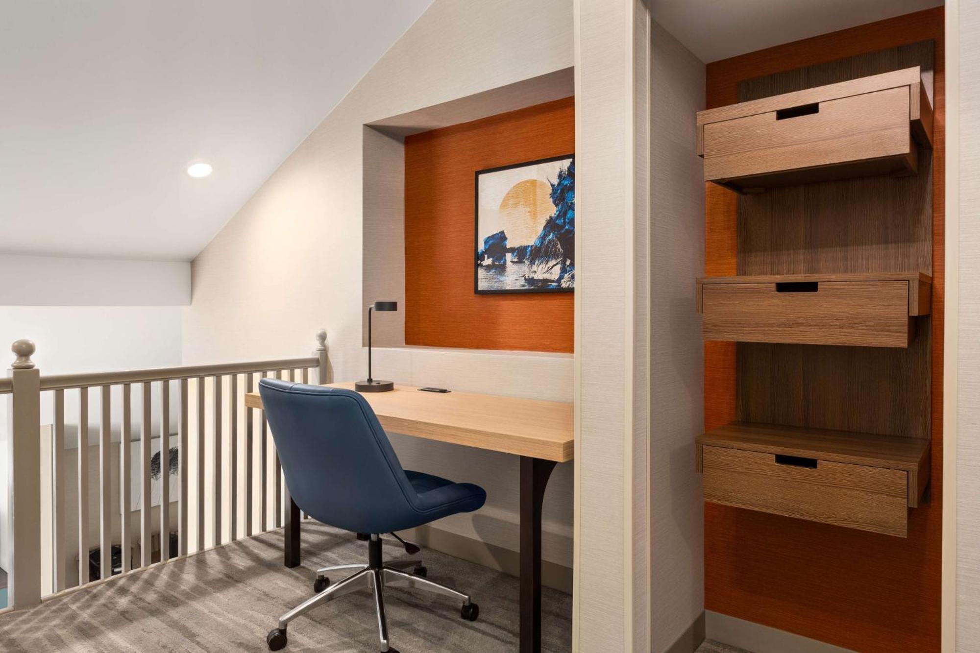 Hilton Garden Hotel Monterey