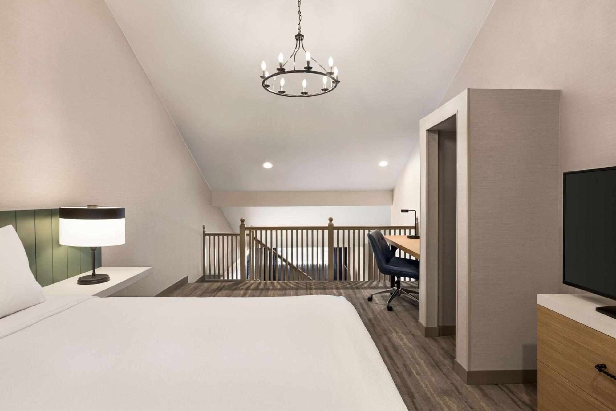 Hilton Garden Hotel Monterey